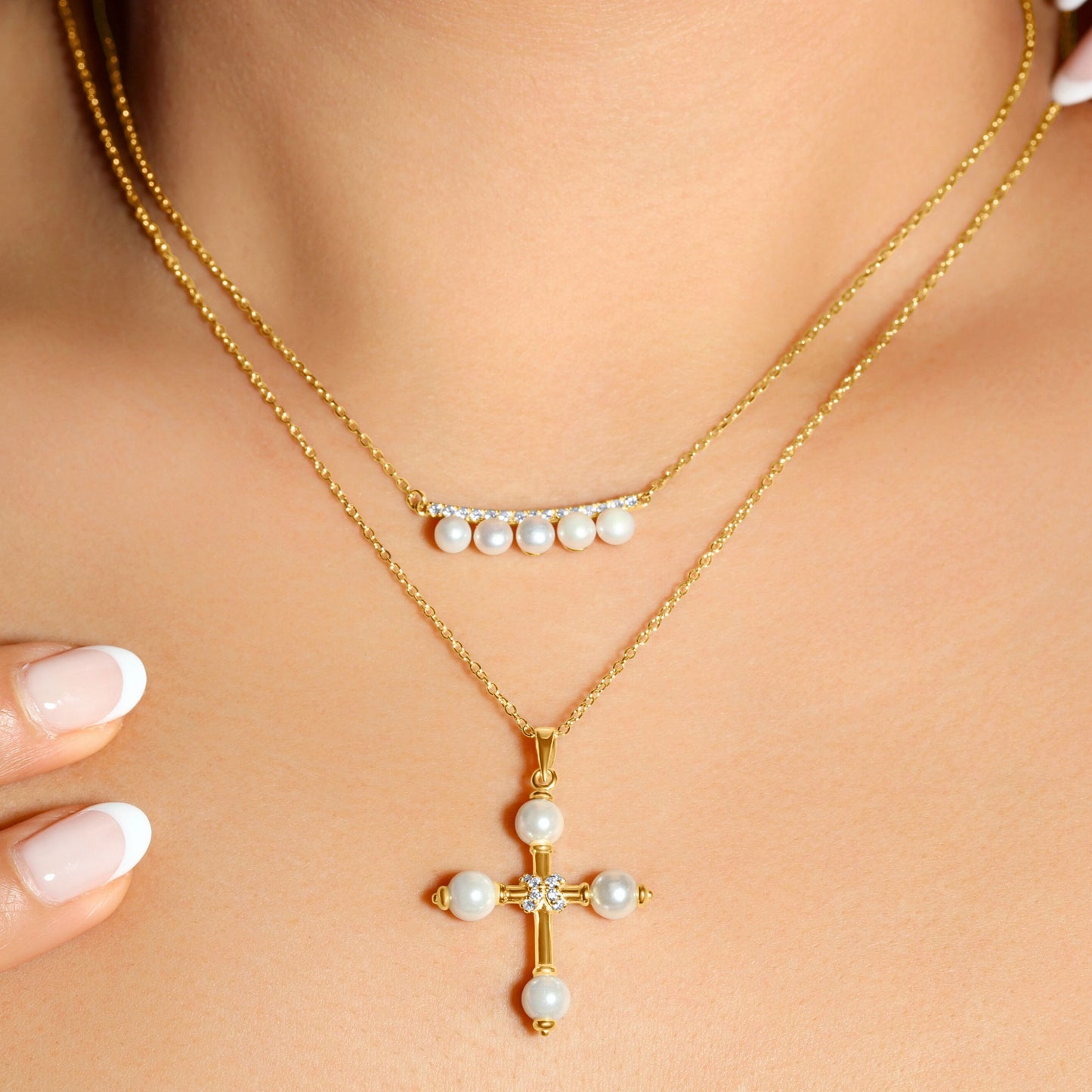 Barocco Pearl Cross Necklace