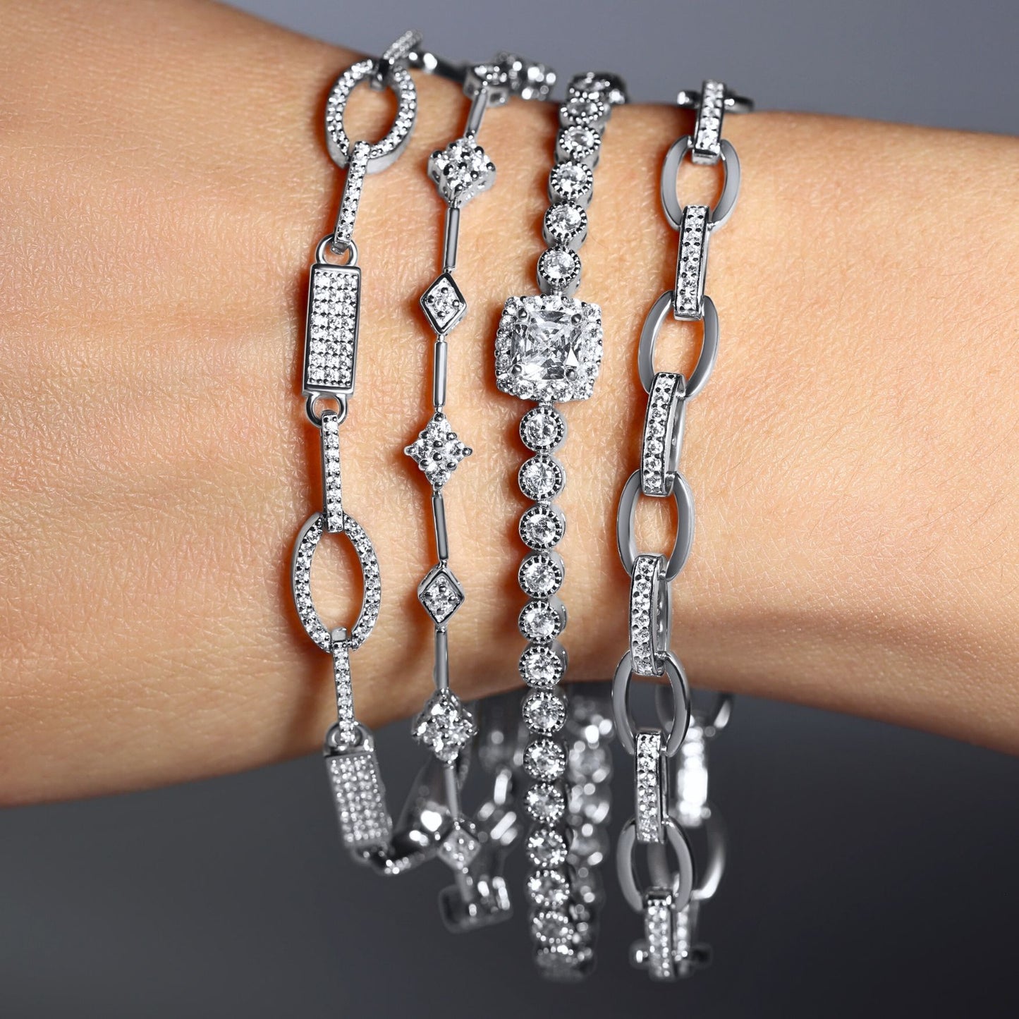 Halo Center Tennis Bracelet