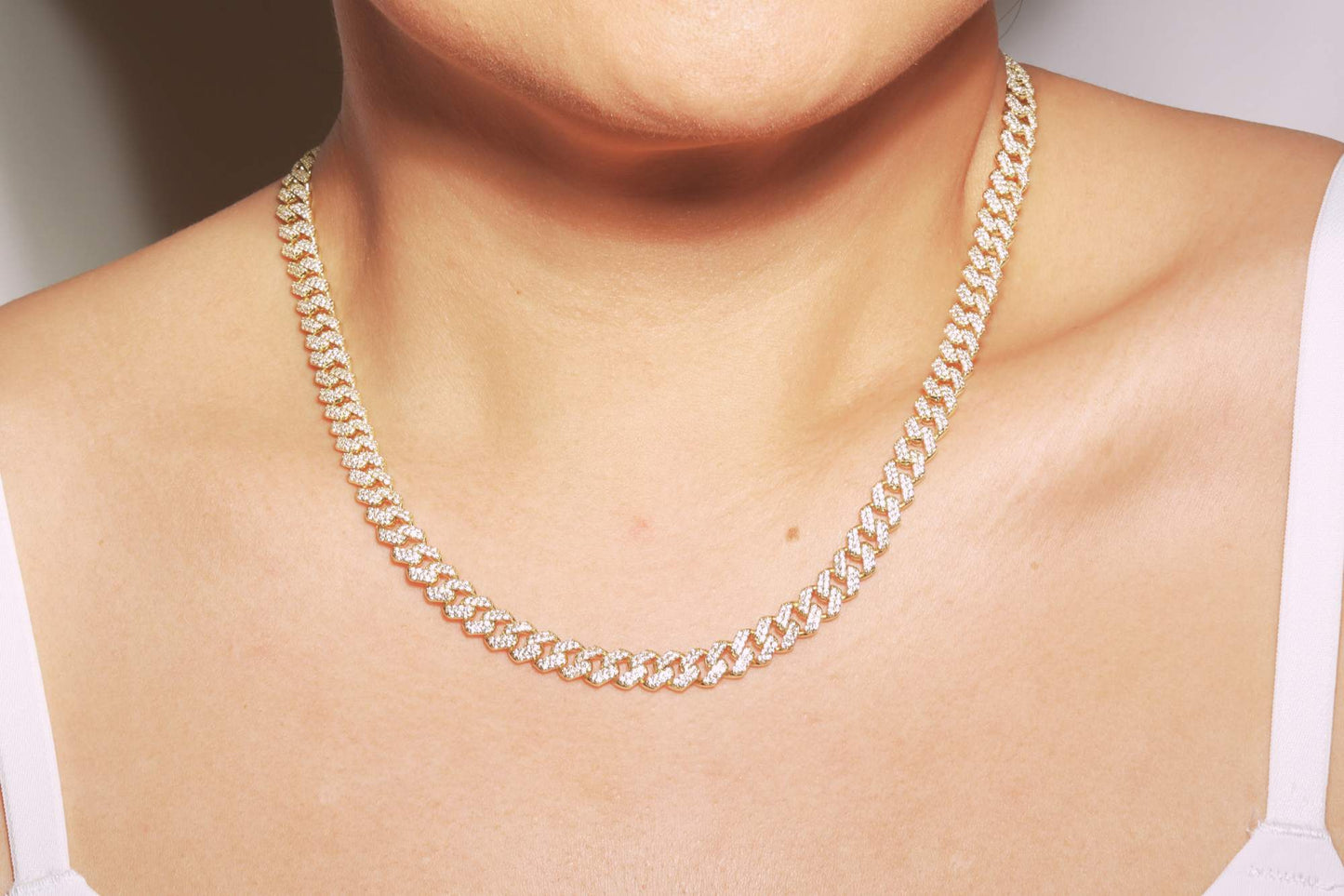 Iced Out Cuban Link Chain Unisex - 9.5mm