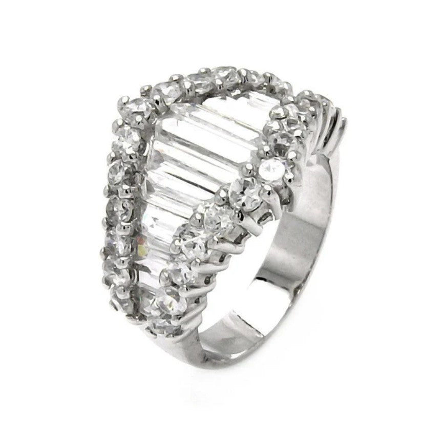 Sparkling Diamond Baguette Ring