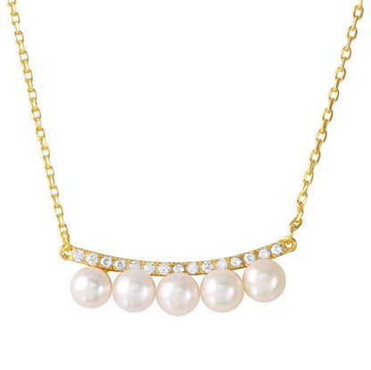 Gold and Pearl Necklace