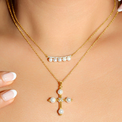 Gold and Pearl Necklace