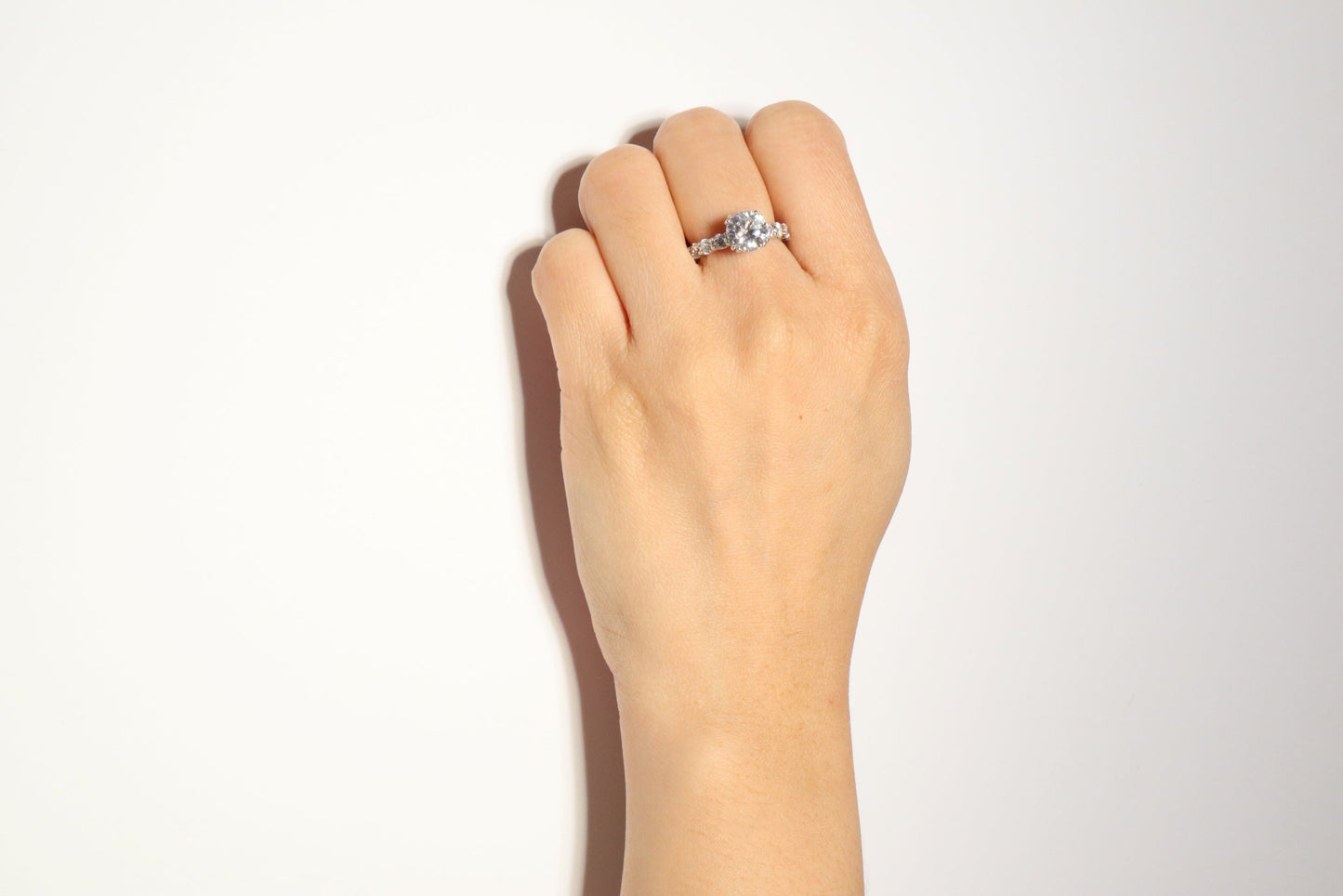 Round Brilliant Engagement Proposal Ring Set