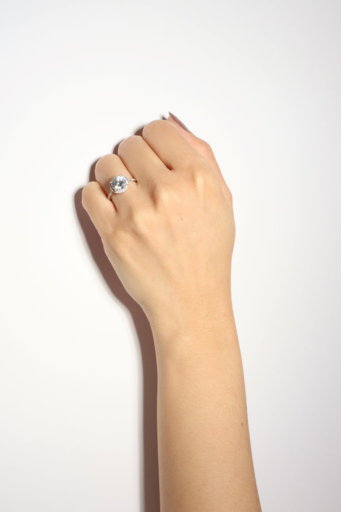 Round Halo Engagement Proposal Ring